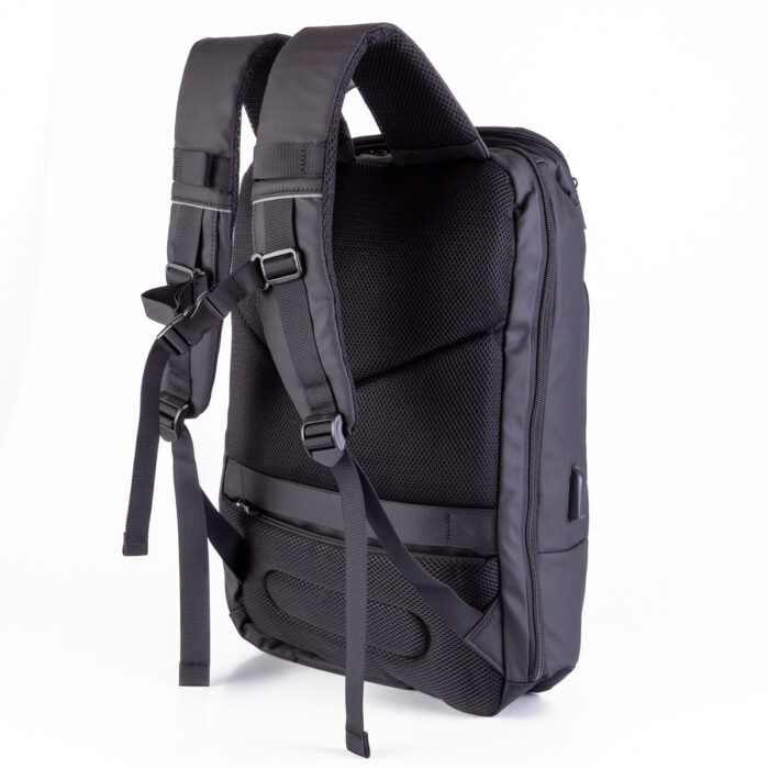 Mochila ZÖM ZB-810BK USB - Imagen 7